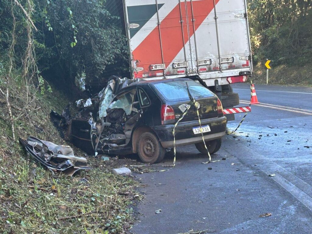 ACIDENTE FATAL MATA CINCO JOVENS INDIGENAS NA MANDRUGADA DESTE DOMINGO NA BR 373