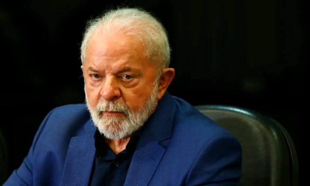 LULA SANCIONA ORÇAMENTO DE 2025 COM CORTES NO BOLSA FAMÍLIA, PROGRAMA ESCOLA EM TEMPO INTEGRAL, NA LEI ALDIR BLANC E NO PAC