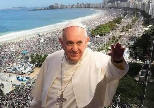 NEM LADY GAGA, NEM MADONA….PAPA FRANCISCO DETÉM O RECORDE DE PÚBLICO NA PRAIA DE COPACABANA
