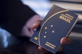Isenção de visto para a China: a partir de junho, turistas brasileiros podem viajar com passaporte comum